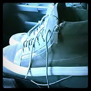 Size 13 Grey Giuseppe's